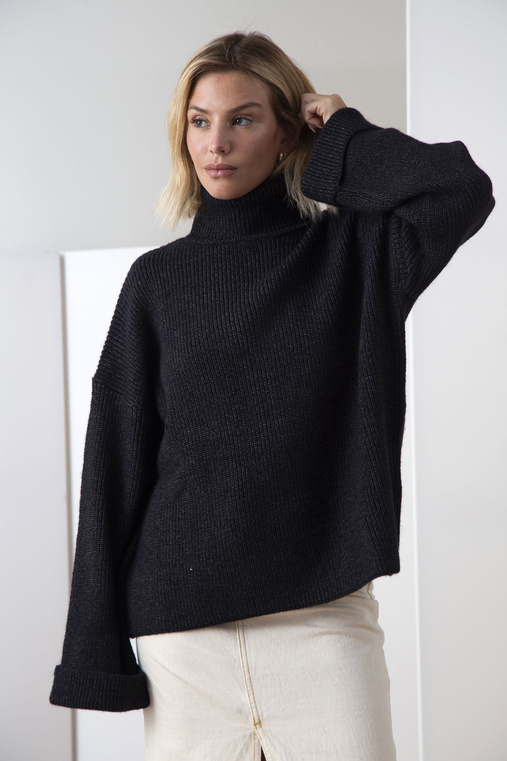 761-sweater-vanina-grey-4.jpg