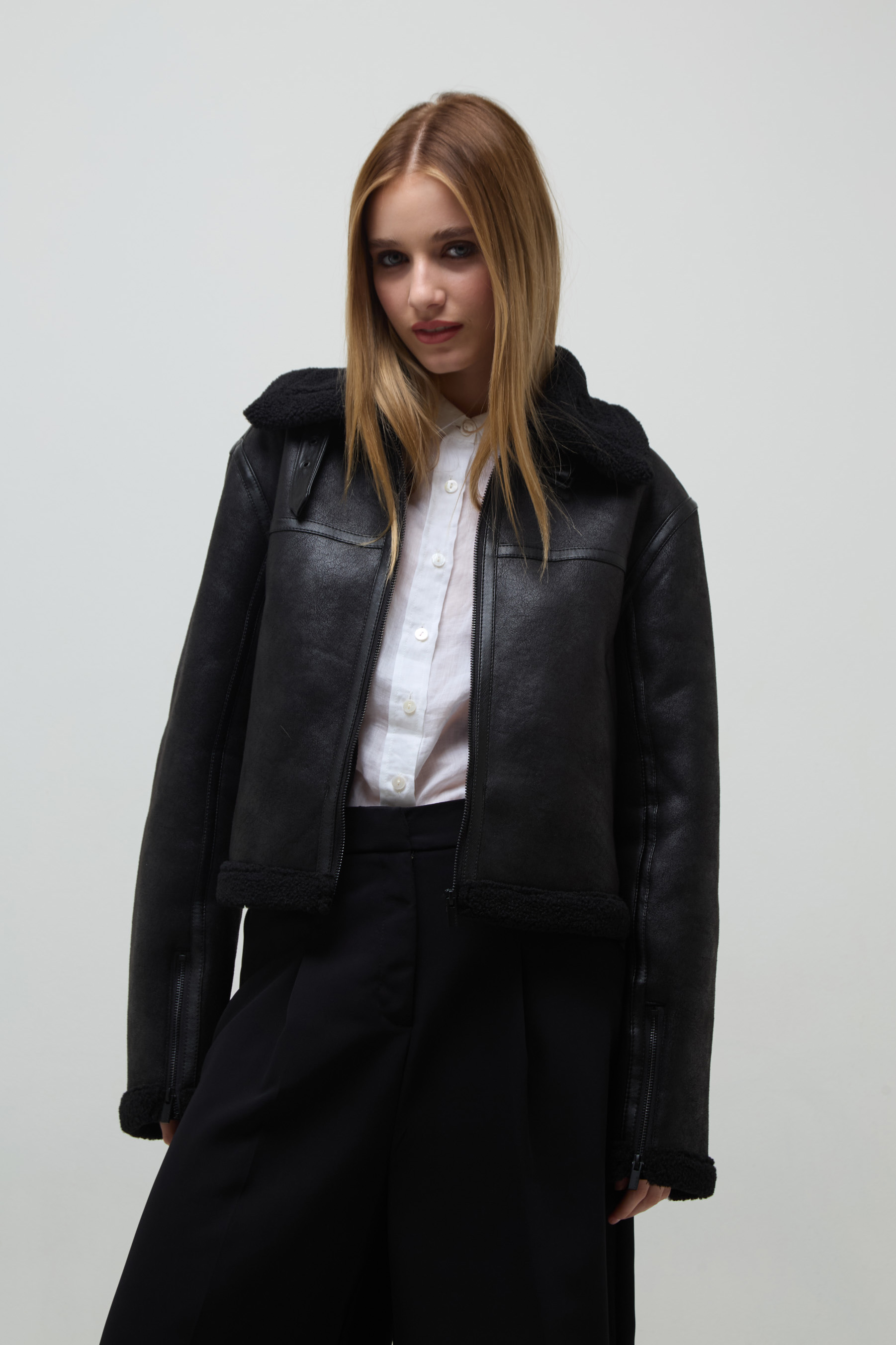 934-gamulan-rebeca-black-6.jpg