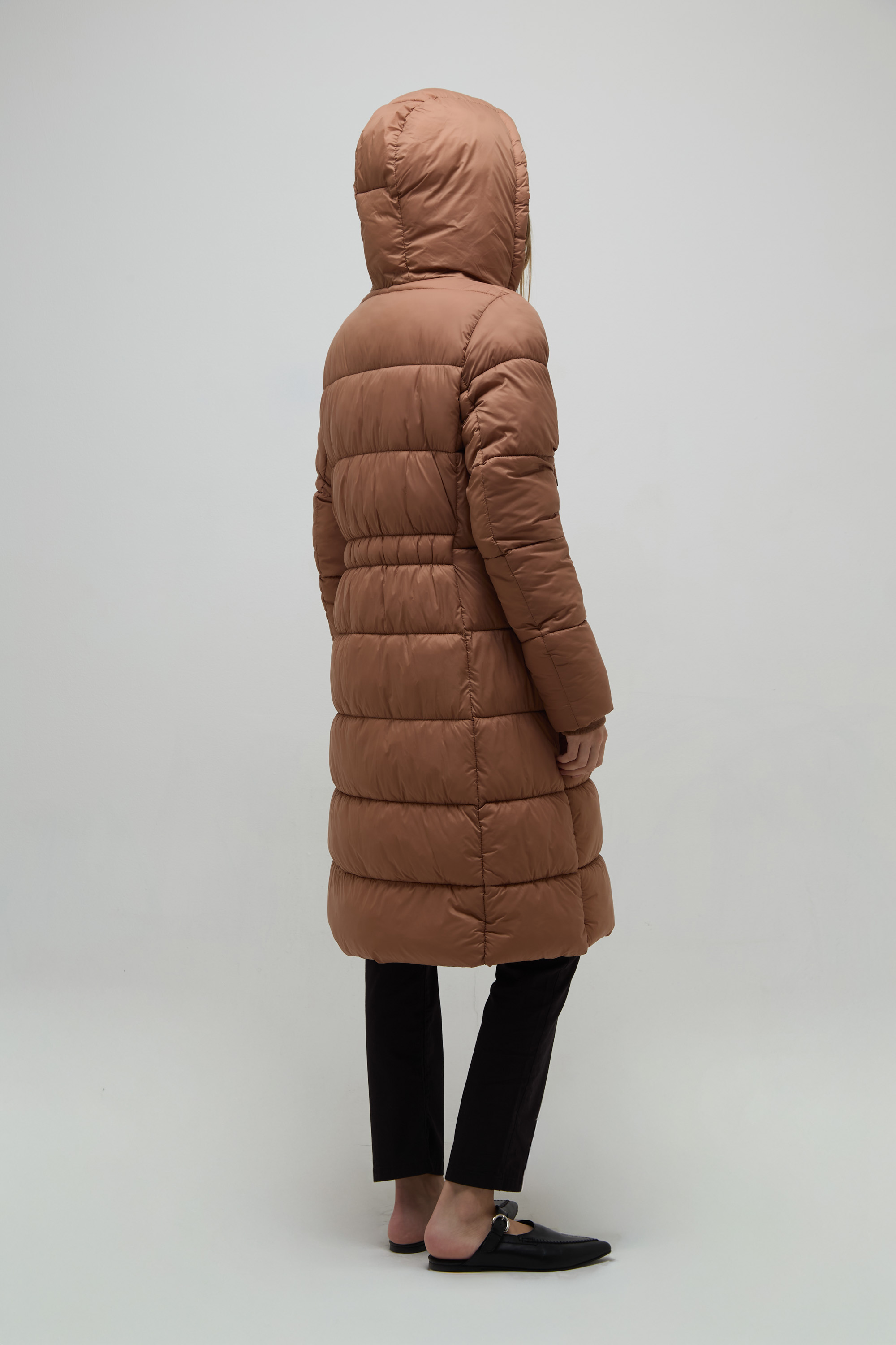 913-campera-larga-cap-anita-mocca-5.jpg