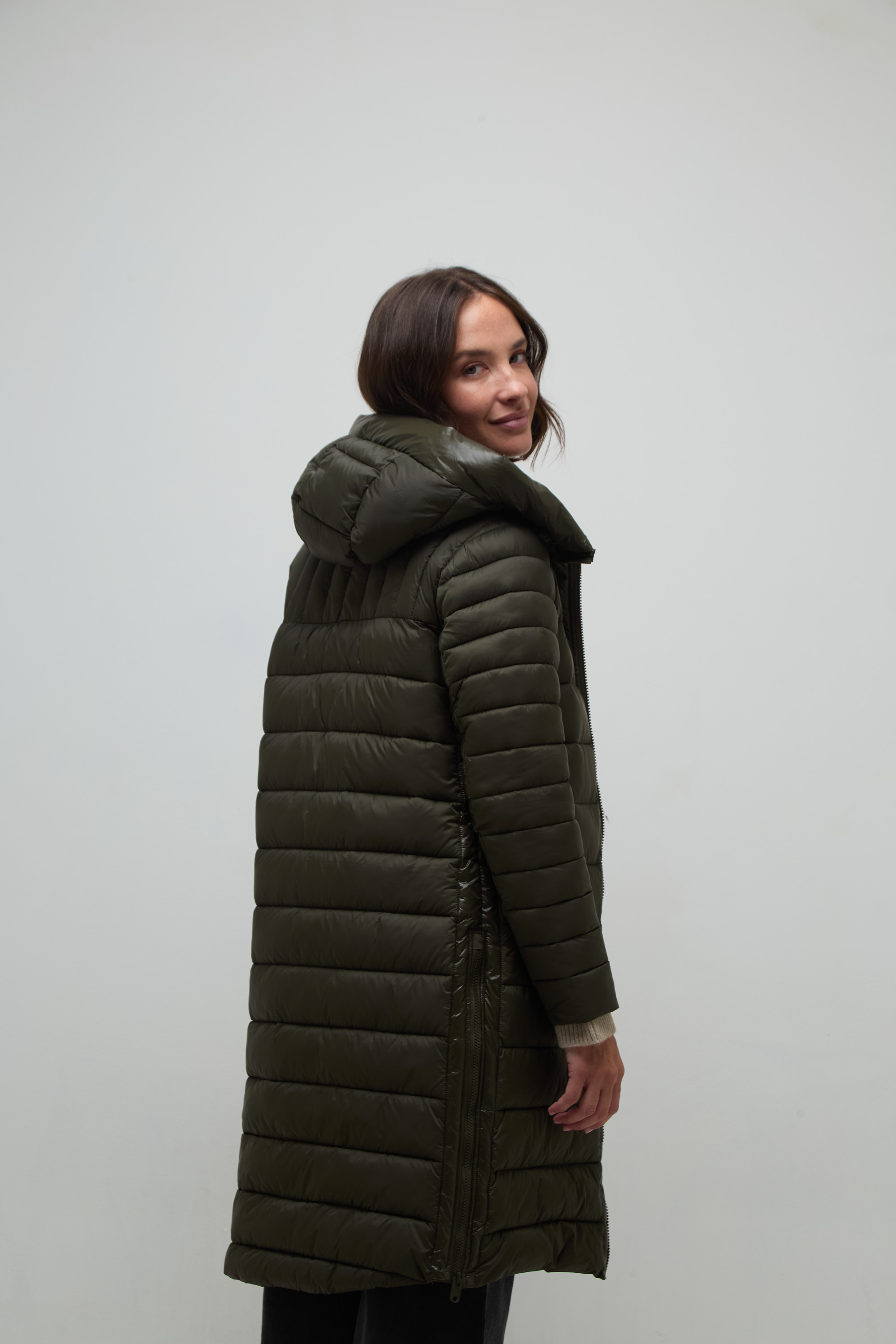 914-campera-larga-yami-militar-2.jpg